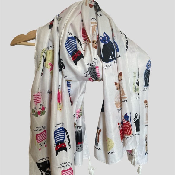 3 for 25$ New!! Cat Cartoons print scarf , Wrap, White - Picture 4 of 7